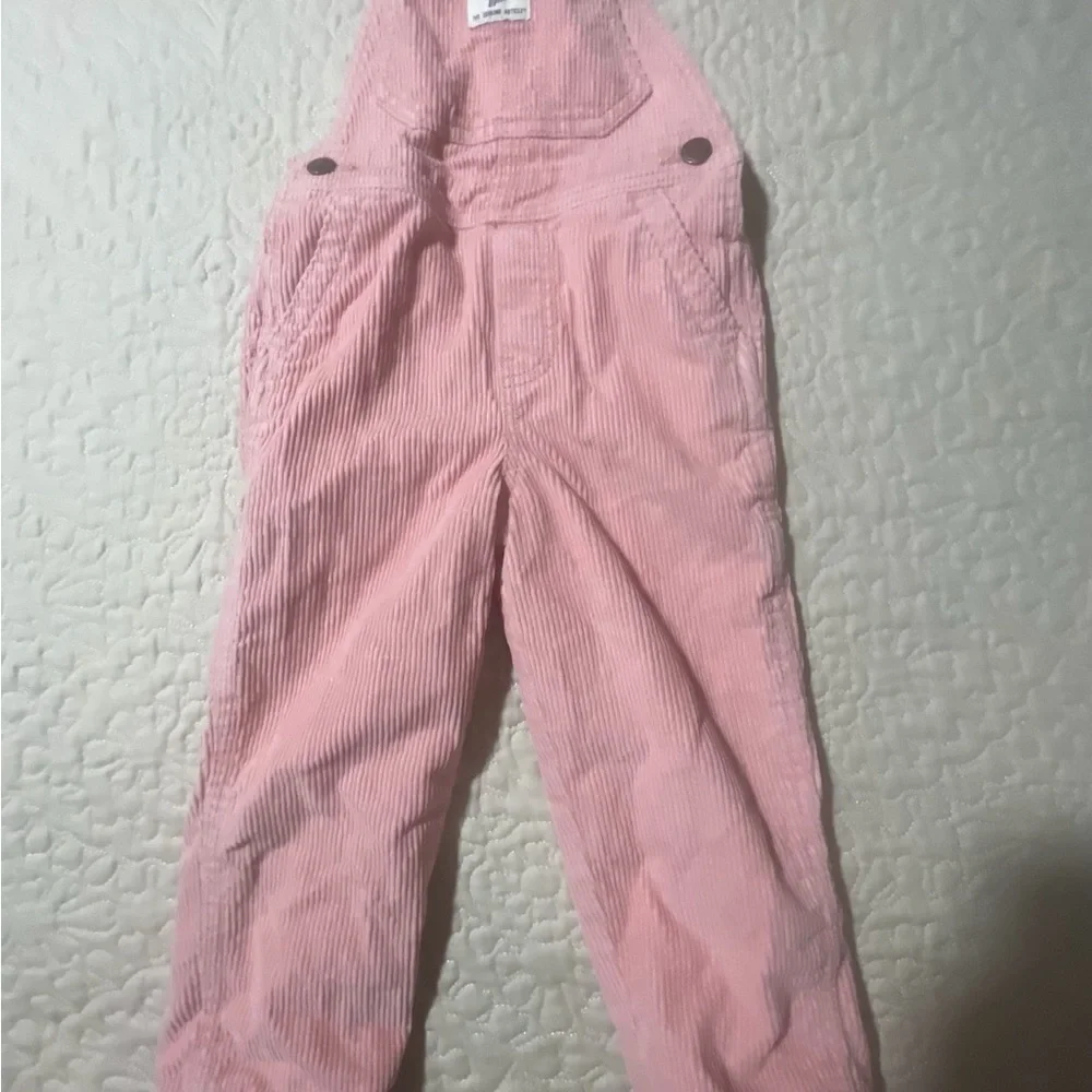 Oshkosh pink corduroy‎ overalls size 3T